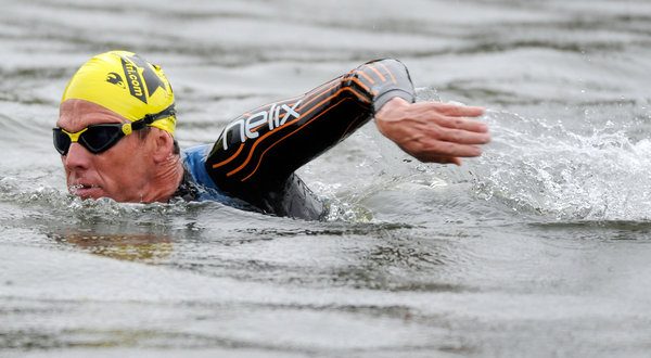 Lance Armstrong a jeho 5 najväčších triatlonových úspechov z nedávnej minulosti